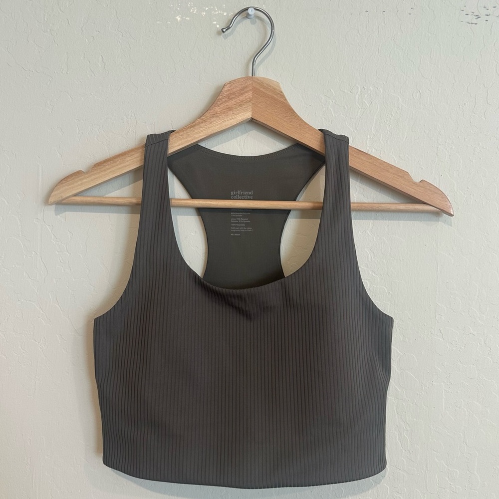 Girlfriend Collective Ribbed Workout Set - Picture 4 of 8